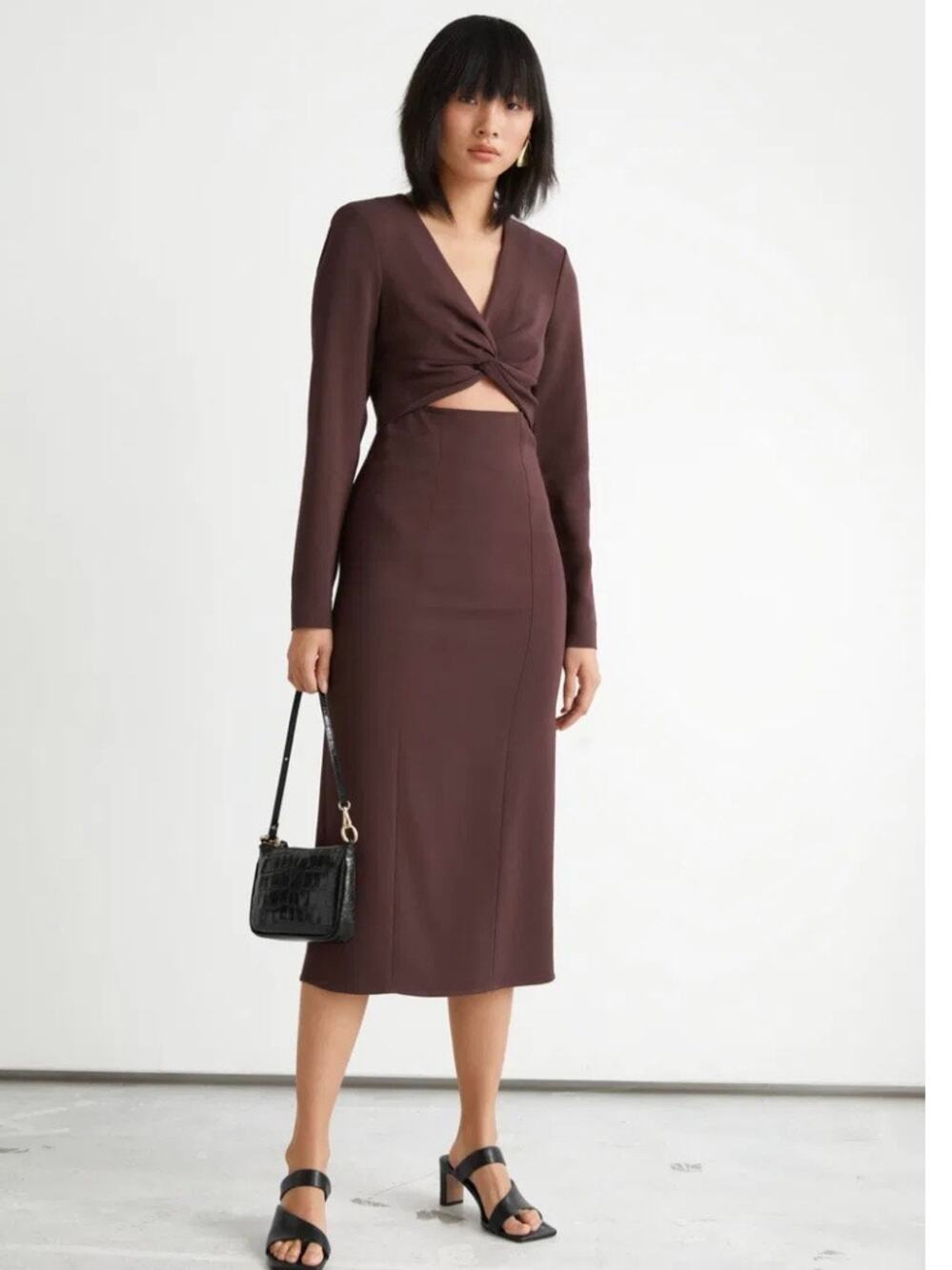 & Other Stories Side Slit Cut Out Long Sleeve Midi Dress Brown 2